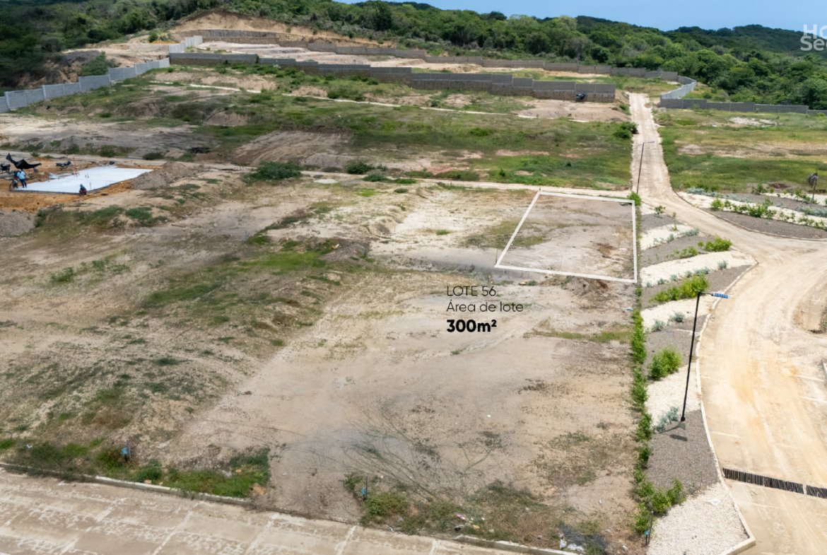 Lote en altos de la riviera