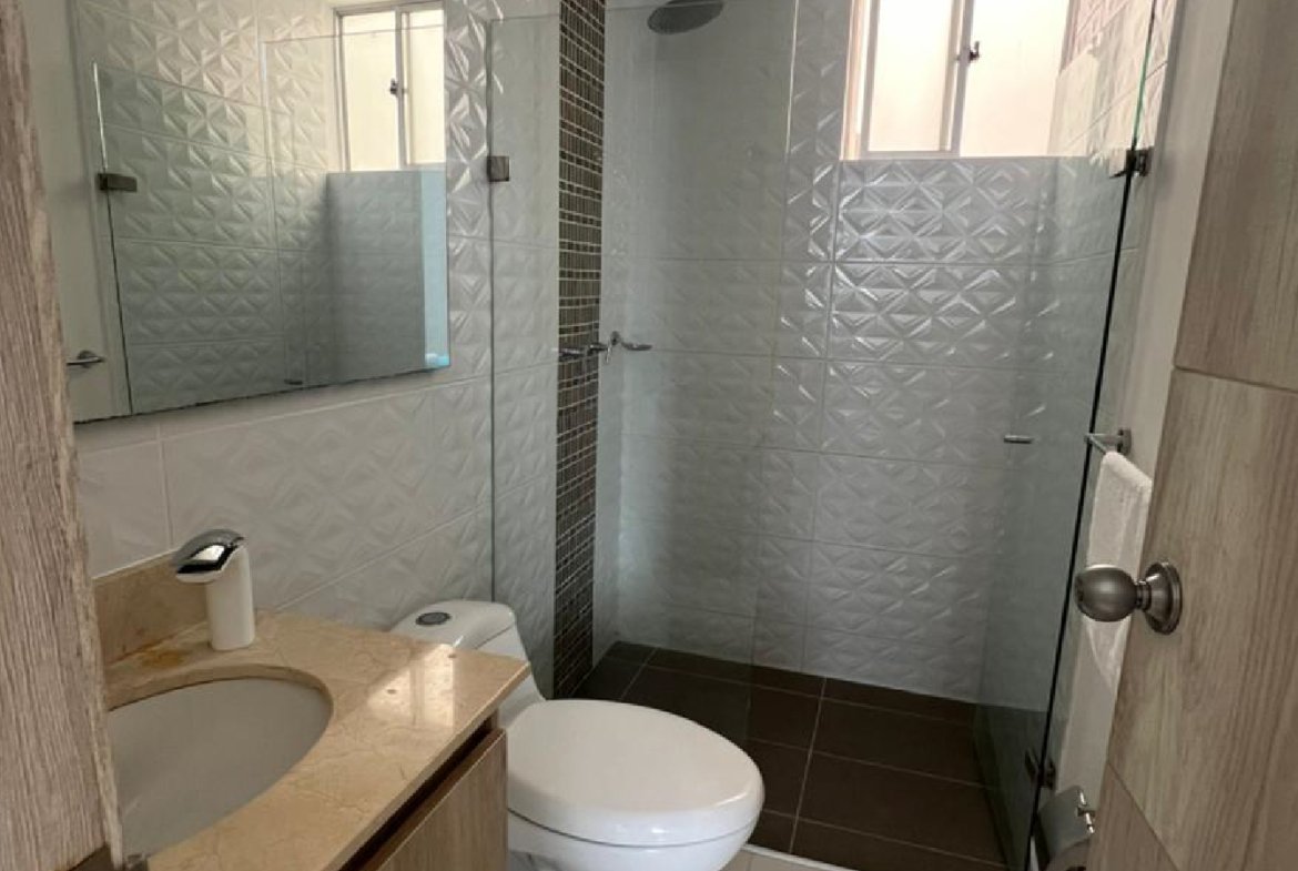 HERMOSO APARTAMENTO Ubicado al norte de Barranquilla Barrio Miramar Conjunto Bolonia