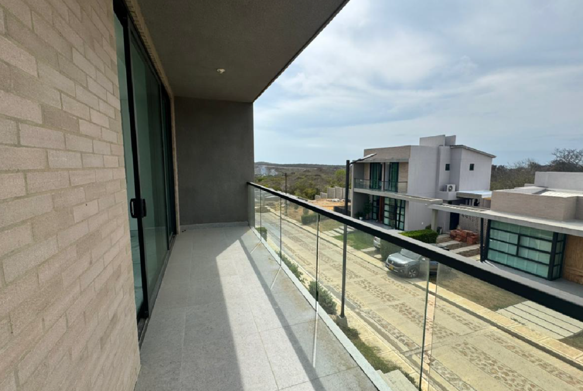 Casa campestre de 2 pisos Condominio Riviera del mar