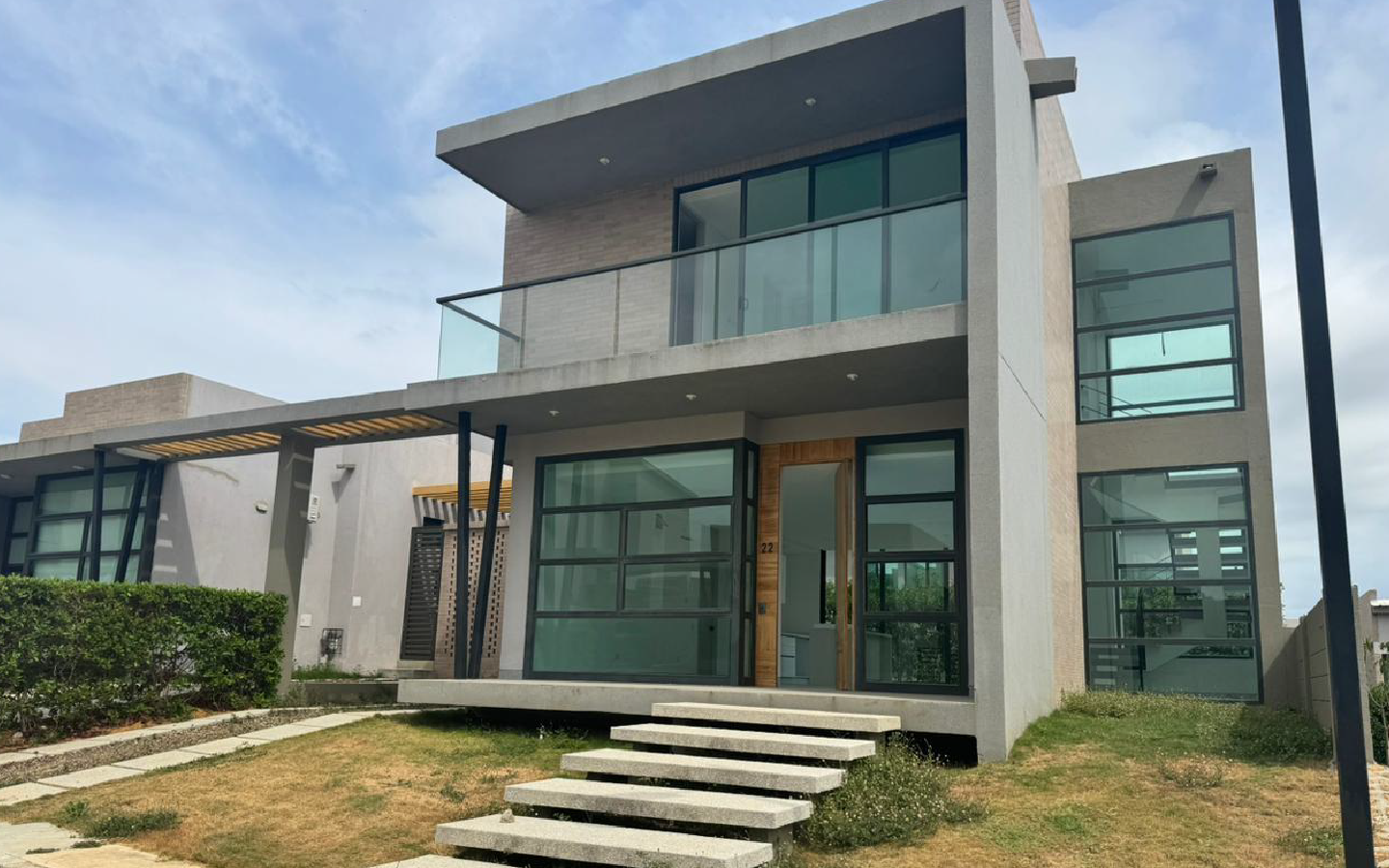 Casa campestre de 2 pisos Condominio Riviera del mar