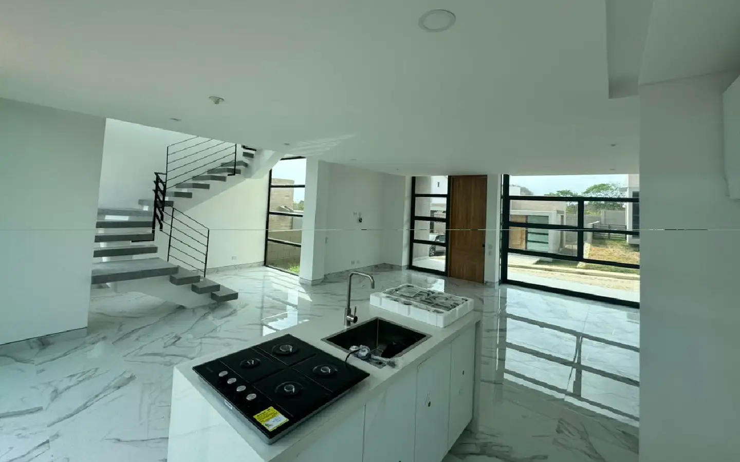 Casa campestre de 2 pisos Condominio Riviera del mar