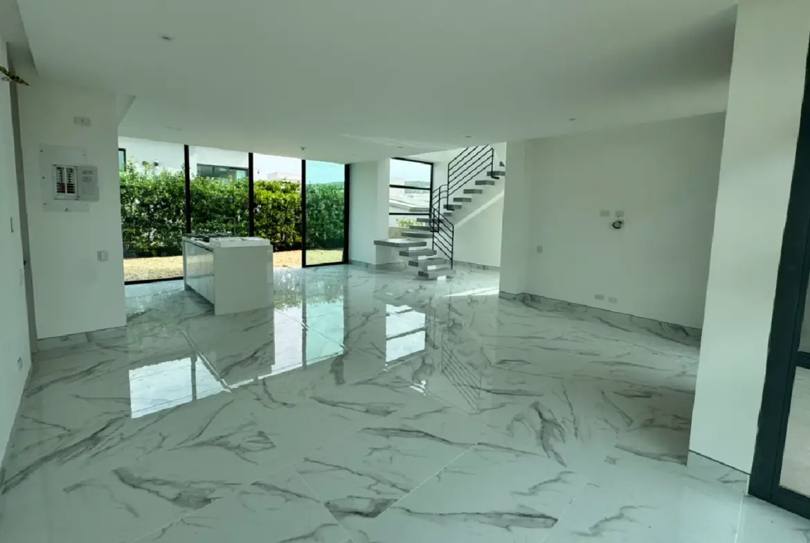 Casa campestre de 2 pisos Condominio Riviera del mar